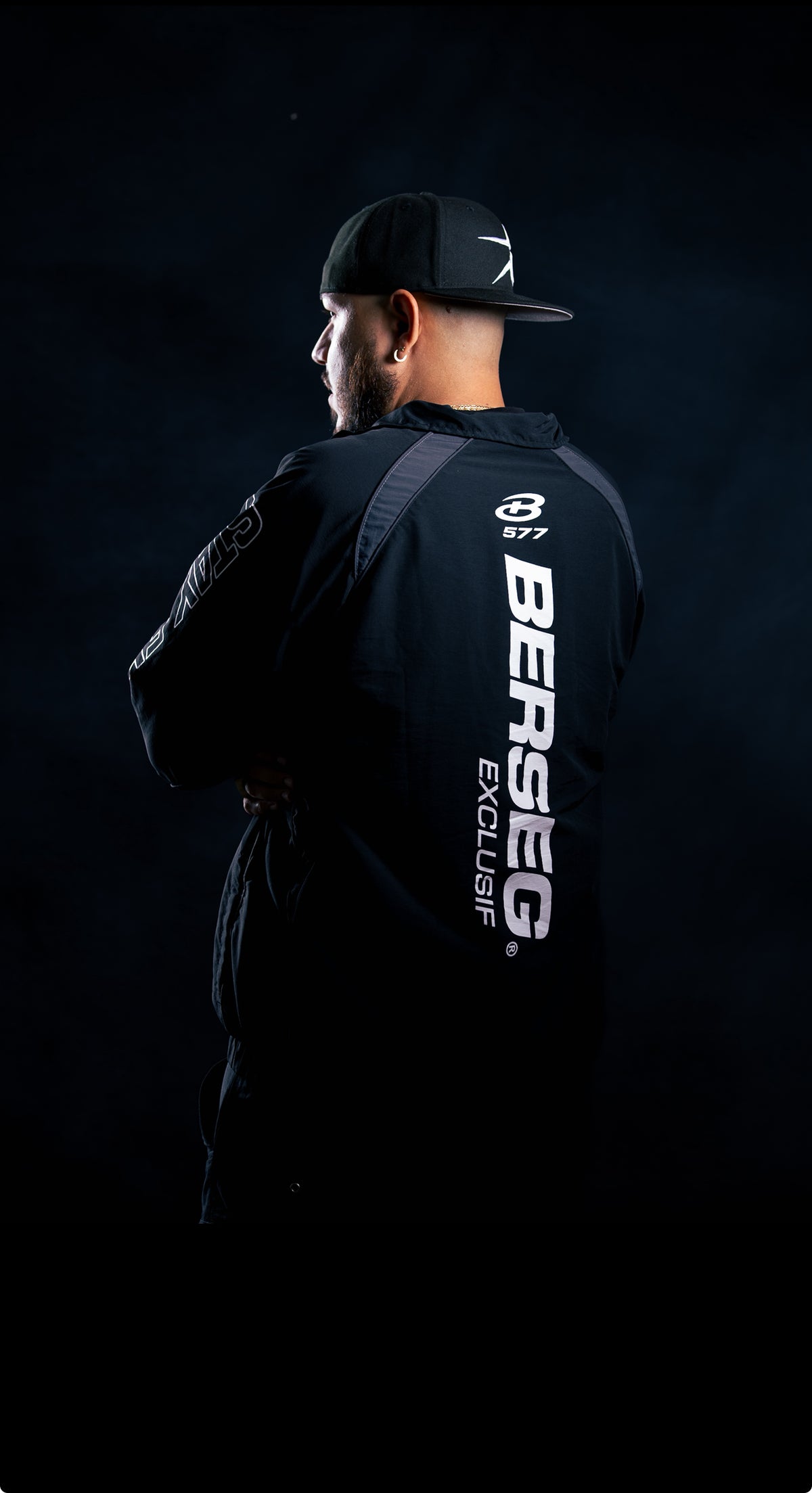 A. BERSEG PHANTOM WINDBREAKER